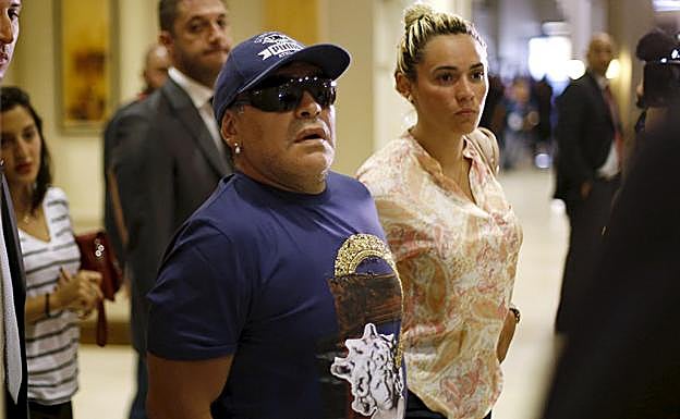 Diego Armando Maradona. 