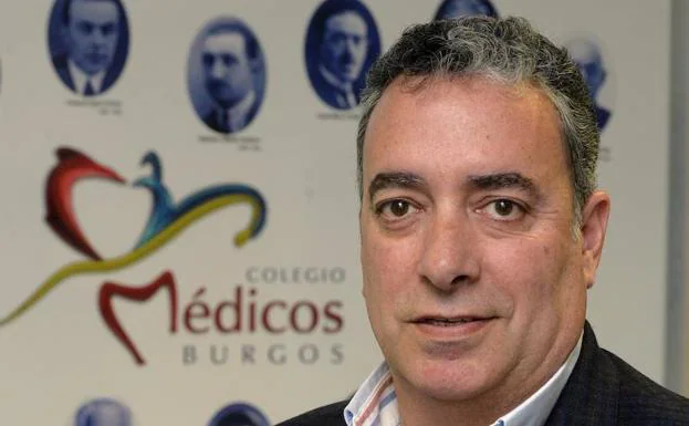 Joaquín Fernández de Valderrama revalida su cargo al frente del Colegio de Médicos de Burgos