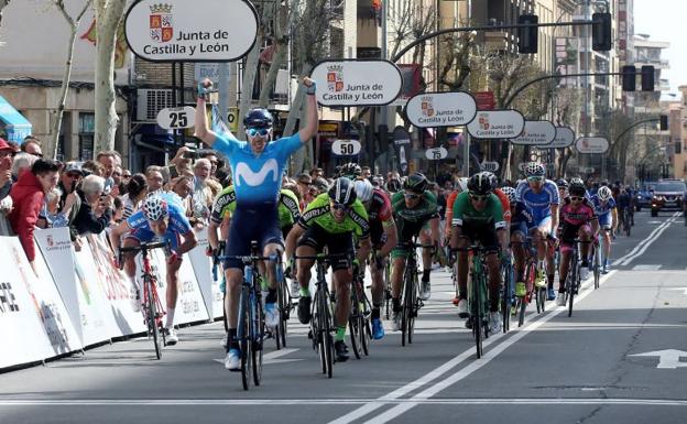 Carlos Barbero ganó al sprint.