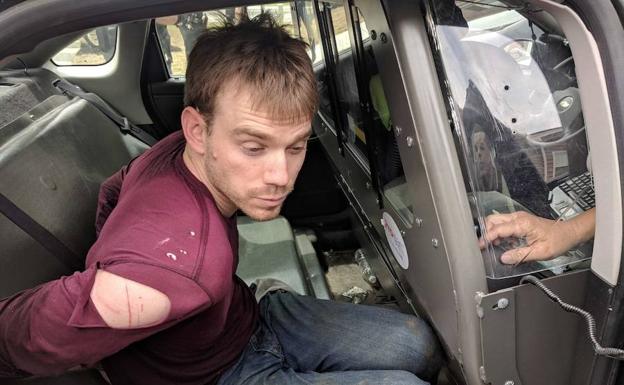 Imagen cedida por la Policía de Nashville que muestra al detenido Travis Reinking. 