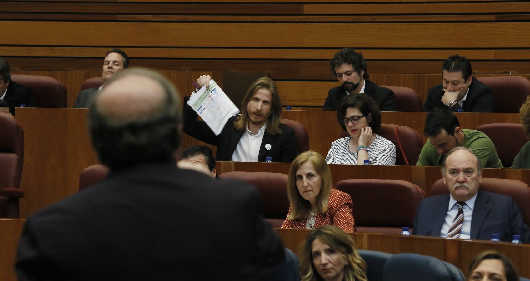 Fotos: Pleno en las Cortes de Castilla y León