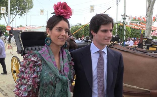 La pareja en la Feria de Abril. 