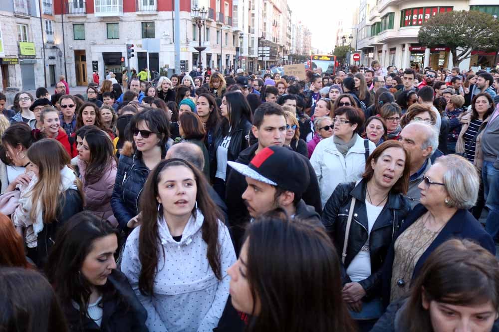 Fotos: Manifestación en Burgos contra la sentencia de &#039;La Manada&#039;