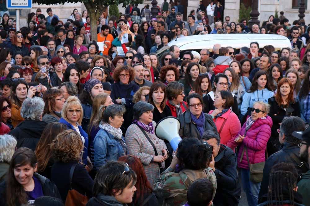 Fotos: Manifestación en Burgos contra la sentencia de &#039;La Manada&#039;