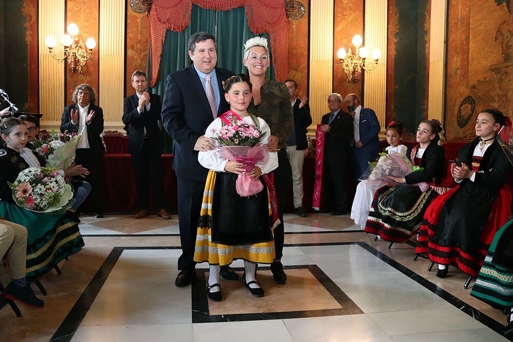 Fotos: Proclamación conjunta de las reinas y reyes de las peñas