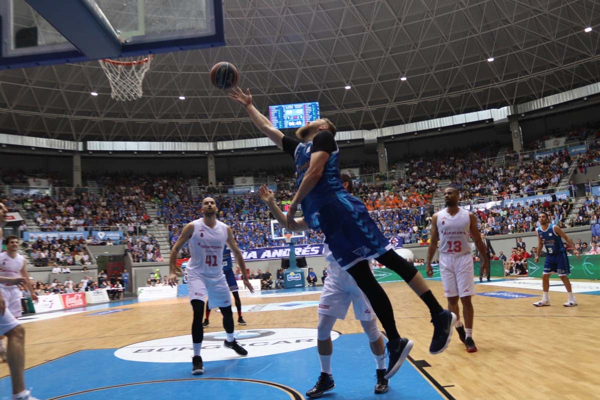 Fotos: San Pablo Burgos - Tecnyconta Zaragoza