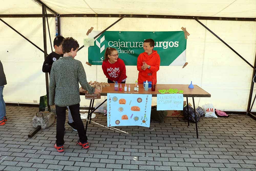 Fotos: En imágenes la 12º Feria Pequeños Emprendedores