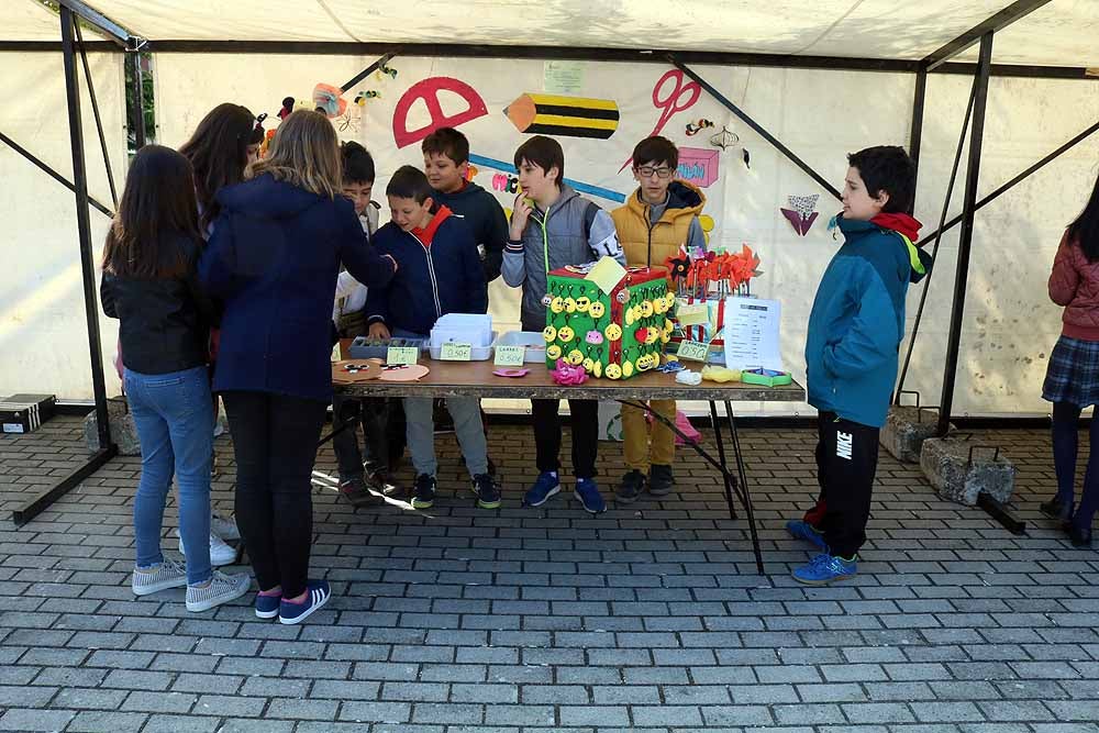 Fotos: En imágenes la 12º Feria Pequeños Emprendedores