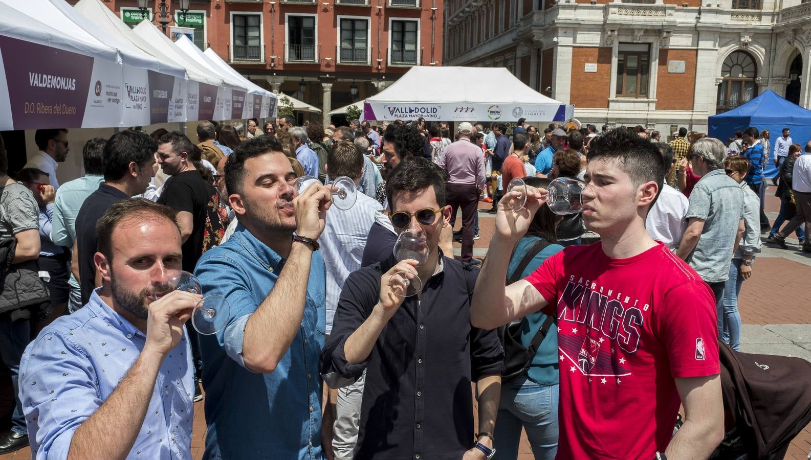 Fotos: Cata del sábado por la mañana en la feria &#039;Valladolid, Plaza Mayor del Vino&#039;