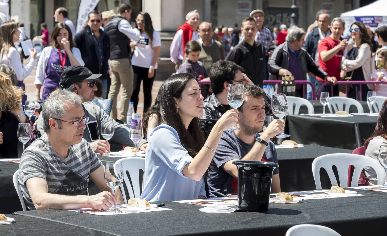 Fotos: Cata del sábado por la mañana en la feria &#039;Valladolid, Plaza Mayor del Vino&#039;