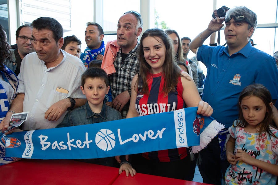 Un millar de aficionados del San Pablo viajan a Vitoria de la mano de Endesa para disfrutar del choque frente al Kirolbet Baskonia.