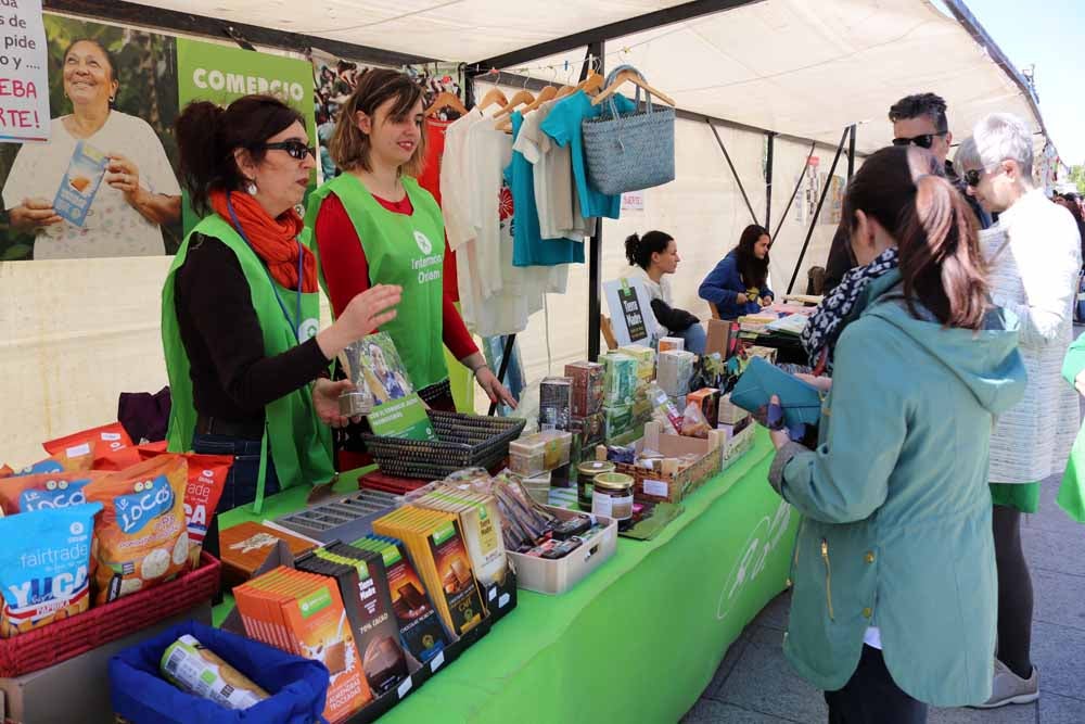 Fotos: En imágenes la Feria del Comercio Justo