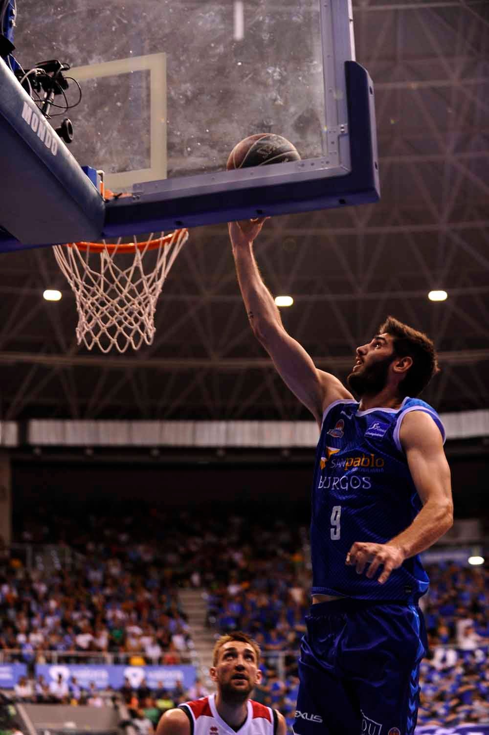 Fotos: Las mejores imágenes del San Pablo RETAbet Bilbao Basket