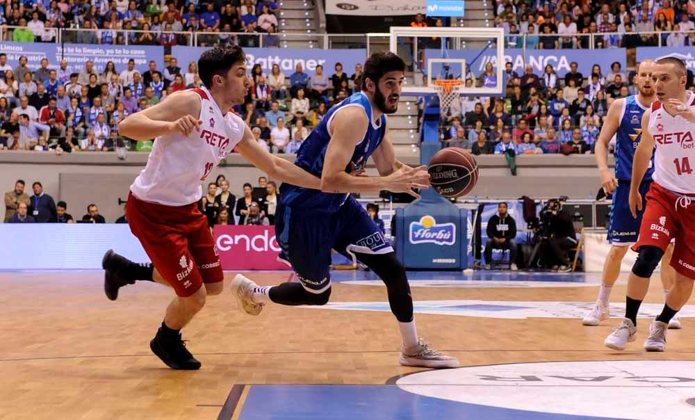 Fotos: Las mejores imágenes del San Pablo RETAbet Bilbao Basket