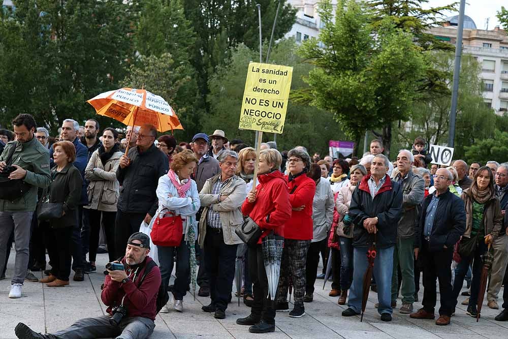 Fotos: Un millar de burgaleses salen a la calle para exigir una sanidad pública de calidad