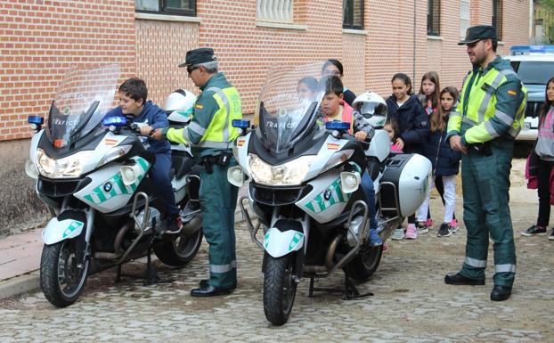 Los vehículos del Instituto Armado han sido los grandes protagonistas.