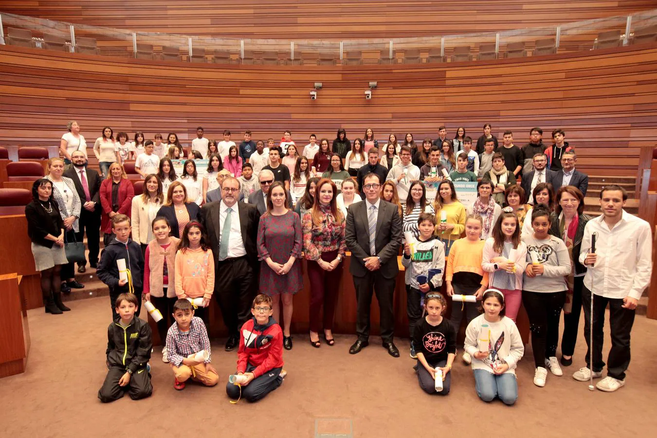 Fotos: Entrega de los premios del Concurso Escolar de la ONCE en las Cortes