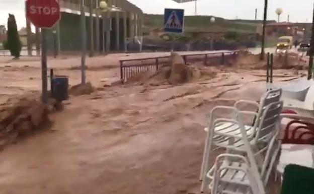 El agua anegó el municipio en quince minutos