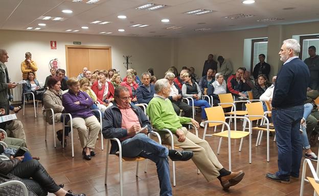 La Asamblea convocada por Imagina Burgos llegó a contar con la asistencia de un centenar de personas