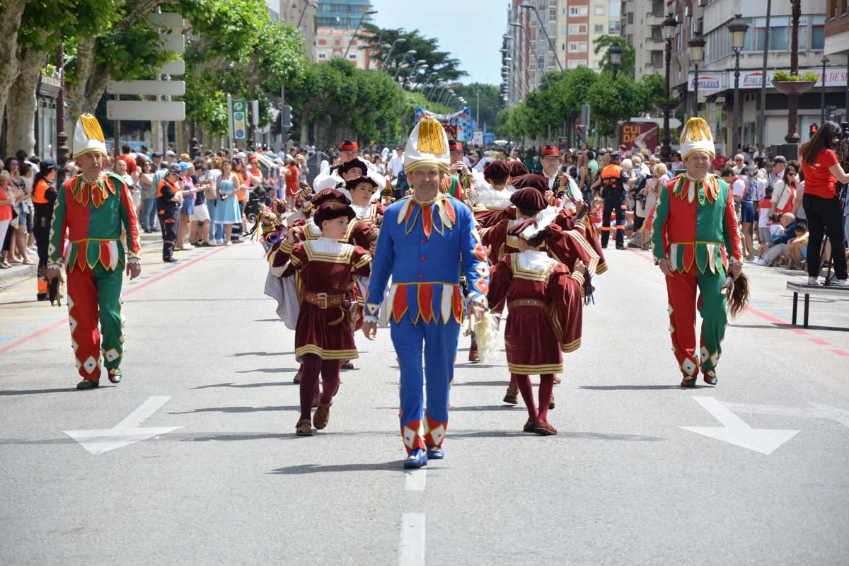 Fotos: Cabalgata de las fiestas de San Pedro y San Pablo