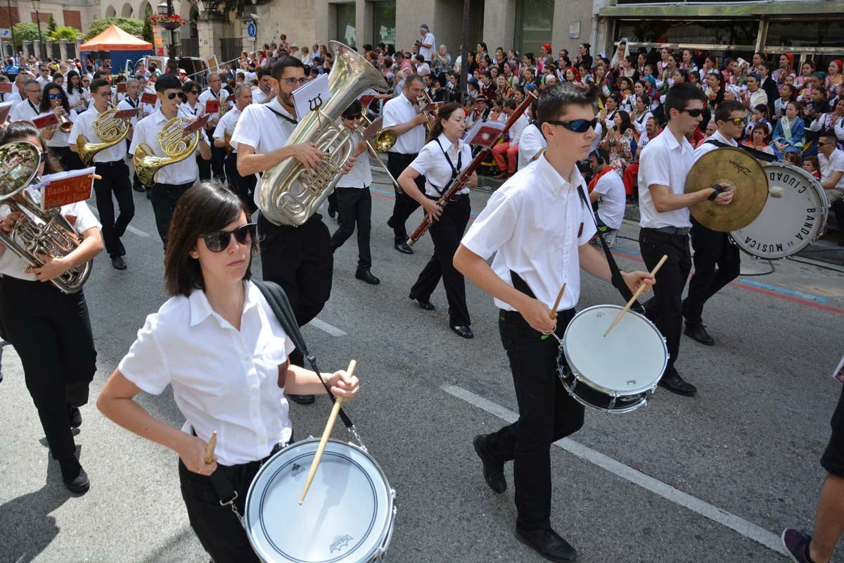 Fotos: Cabalgata de las fiestas de San Pedro y San Pablo