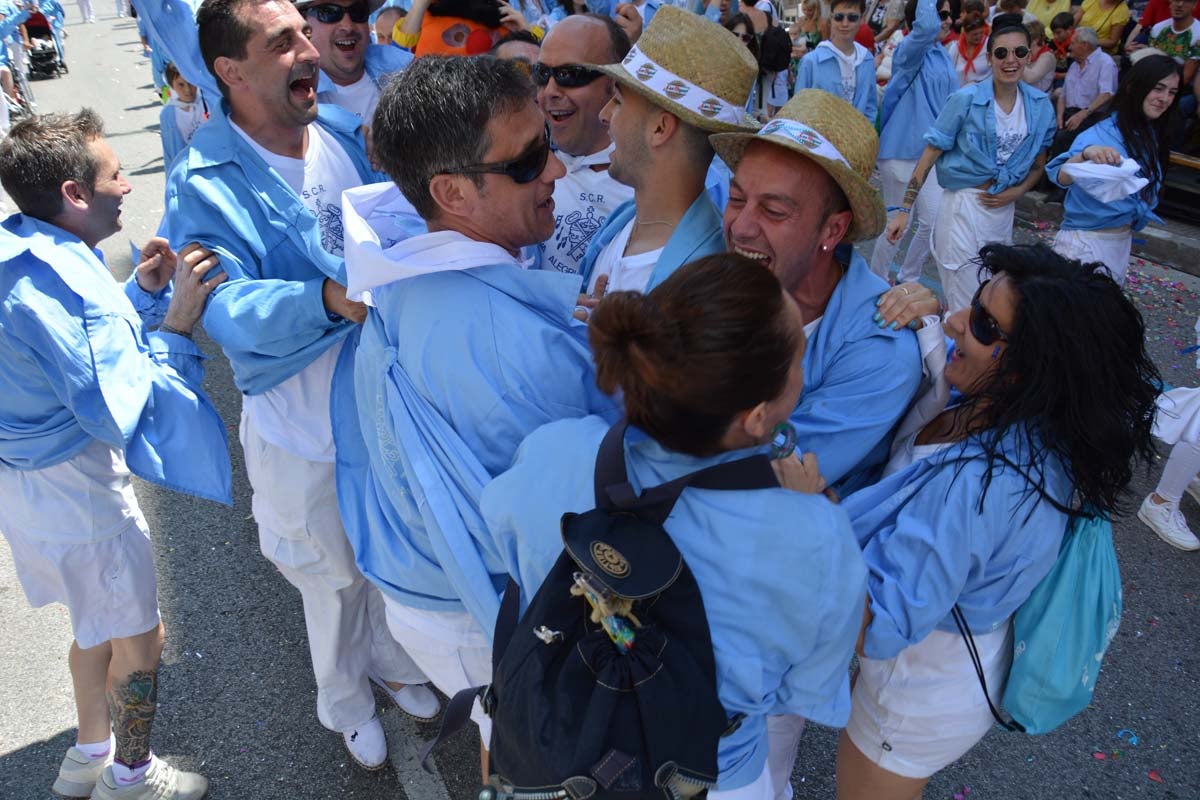 Fotos: Cabalgata de las fiestas de San Pedro y San Pablo