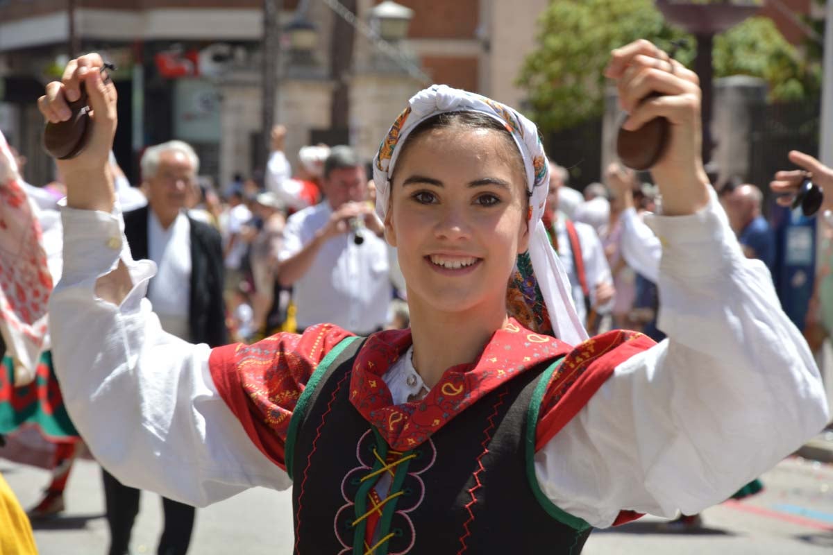 Fotos: Cabalgata de las fiestas de San Pedro y San Pablo