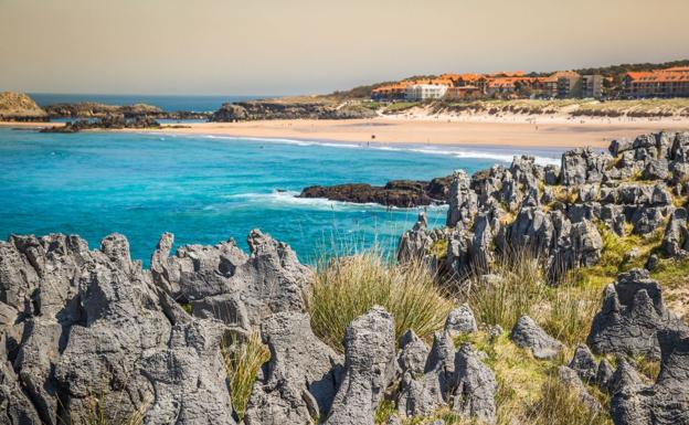 Playa de Helgueras, en Noja.