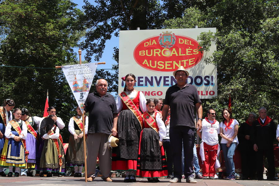 El Parque de Fuentes Blancas fue, como es habitual, el escenario de las últimas citas de los Sampedros: el Día de las Peñas y la quincuagésima primera edición del Concurso del Buen Yantar