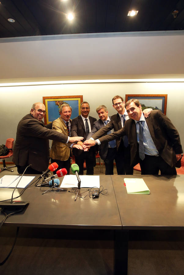 Fotos: Vocento se convierte en el primer patrocinador del centenario de los Picos de Europa