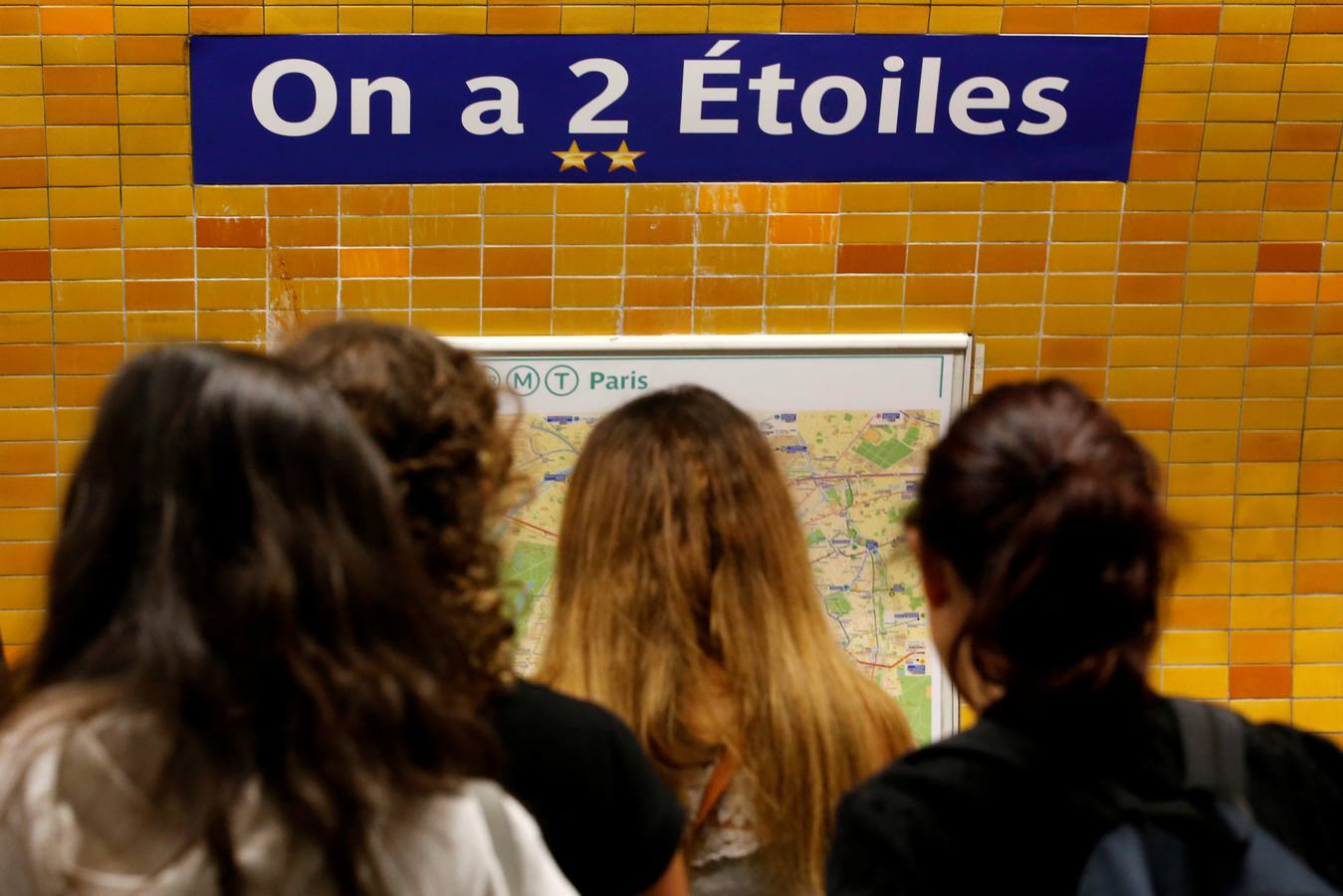 El Metro de PArís ha cambiado por un día el nombre de sus estaciones apra honrar a los campeones del mundo