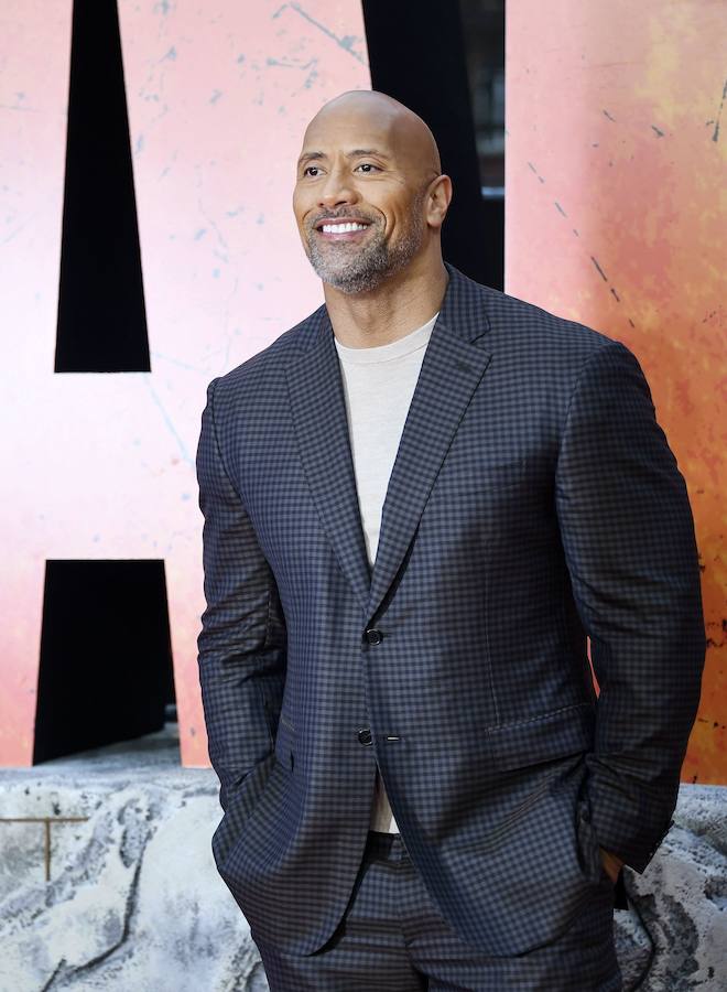 Más reconocible fuera de las fronteras de EE.UU. es el rostro de Dwayne Johnson, actor conocido como "La Roca", que ingresó 124 millones de dólares (106 millones de euros) en los últimos 12 meses gracias a taquillazos como "Jumanji: Bienvenidos a la jungla".