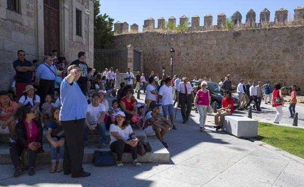 El presidente del Partido Popular, Pablo Casado, preside la Junta Directiva de la formación política en la capital abulense, a la que también asiten el presidente del PP de Castilla y León, Alfonso Fernández Mañueco, y el de Ávila, Carlos García. 