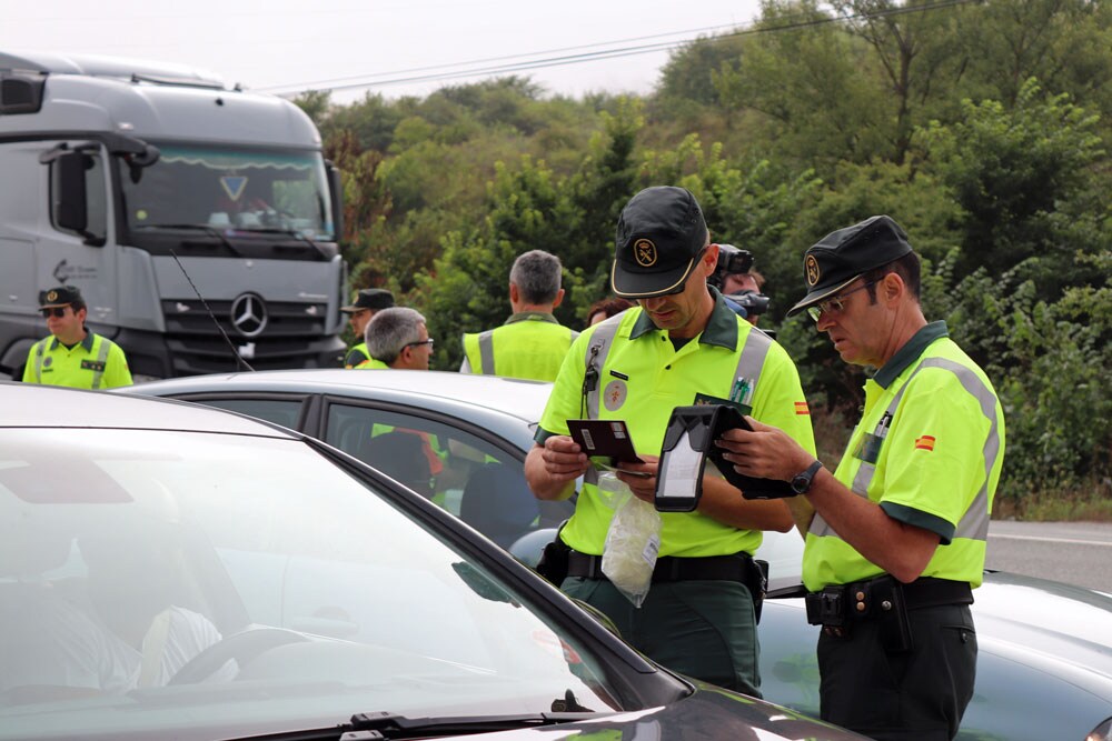 Fotos: Operativo especial conjunto para asistencia a viajeros portugueses