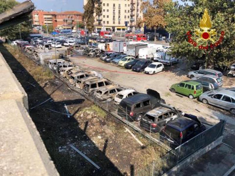 Fotos: La explosión del camión cisterna en Bolonia (Italia), en imágenes