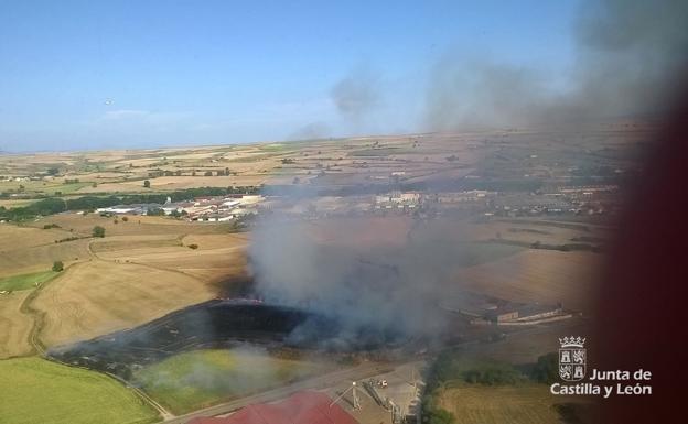 Imagen aérea del incendio. 