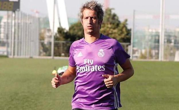 Fabio Coentrao, en un entrenamiento con el Real Madrid. 