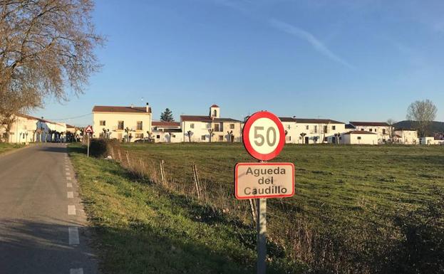 Imagen la entrada a Águeda, cuando aún no había variado su nomenclatura.