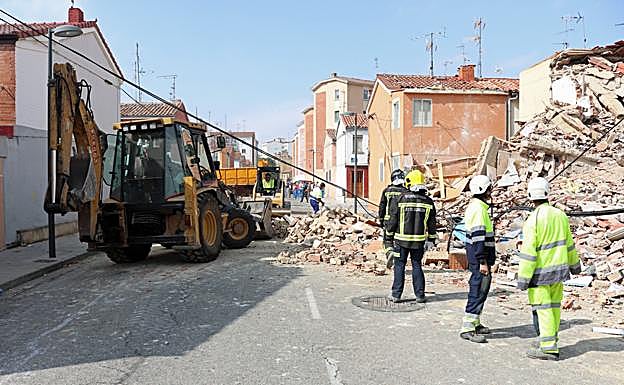 Los daños ocasionados por la explosión se han dejado sentir en diferentes partes del barrio