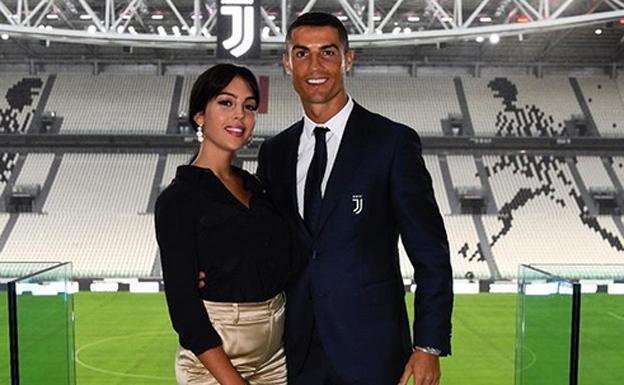 Cristiano Ronaldo con Georgina Rodríguez. 