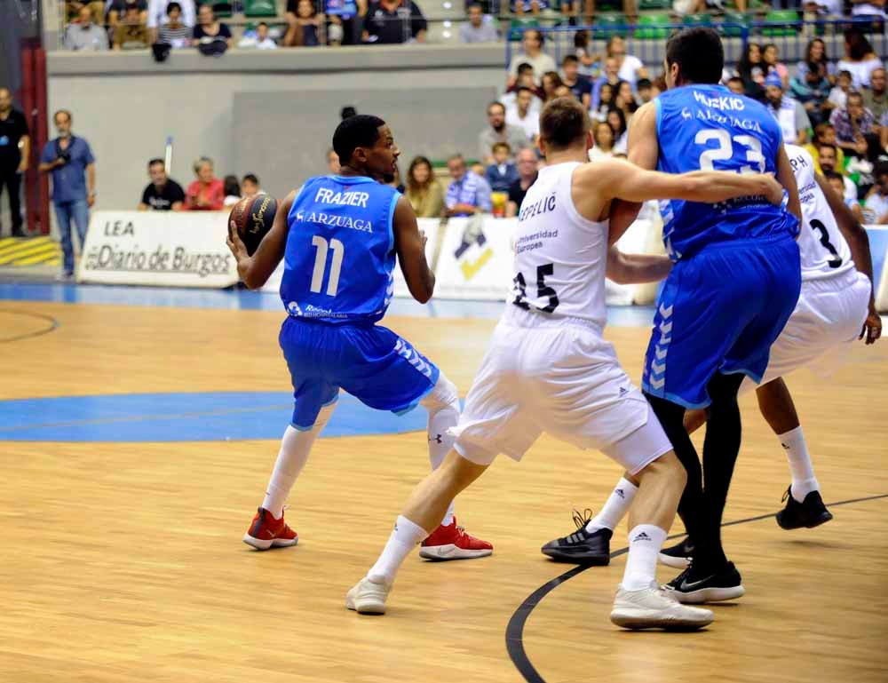 Fotos: Imágenes del partido de presentación del San Pablo Burgos ante el Real Madrid