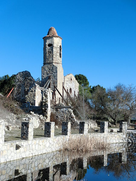 La Mussara (Tarragona). Es un pueblo abandonado desde el año 1956 en la provincia de Tarragona. En este lugar se han producido misteriosas desapariciones que a día de hoy no se les ha encontrado explicación.