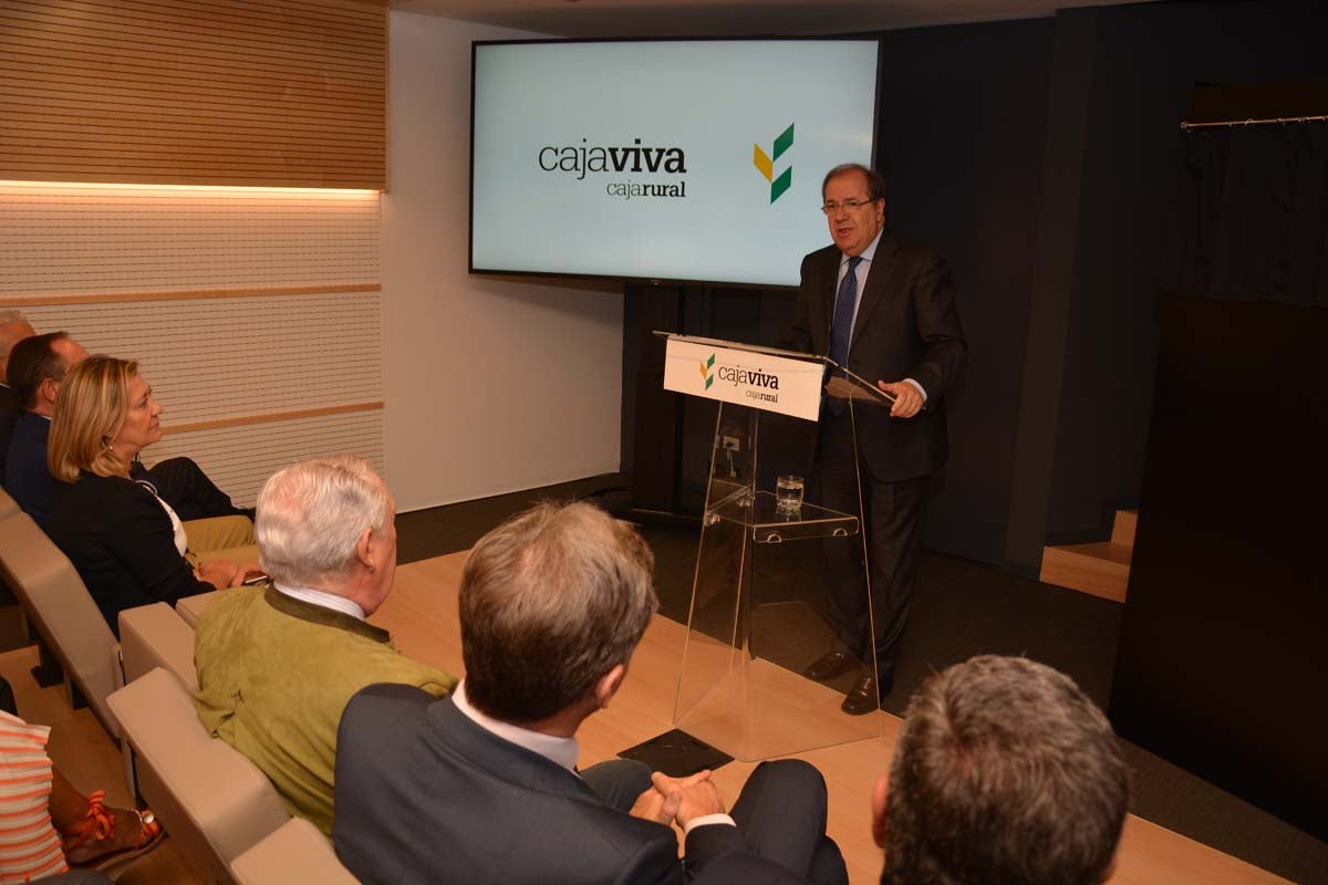 Fotos: Inauguración de la nueva sede central de Cajaviva Caja Rural