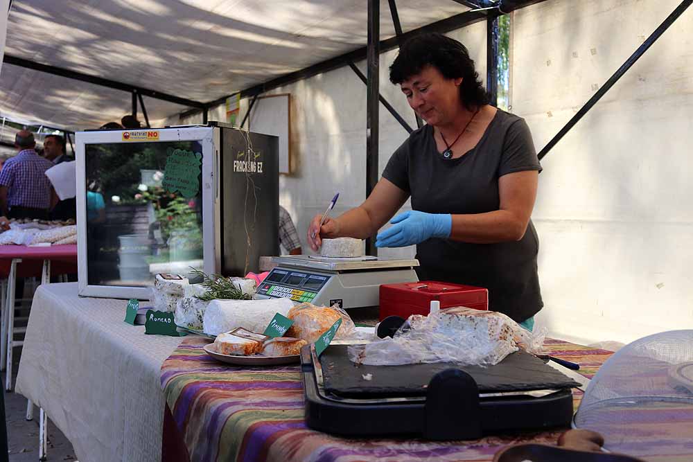 La Unión de Campesinos (UCCL) organiza la XVI Feria de la Biodiversidad, con la participación de una veintana de productores locales de diferentes puntos del país