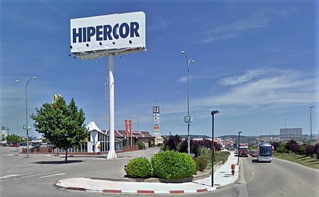 Imagen del acceso a Hipercor