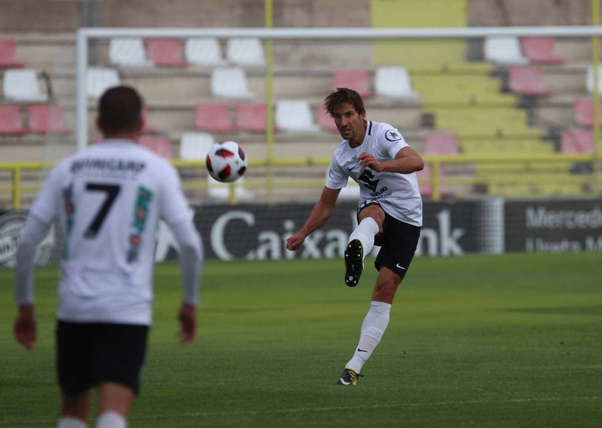 Fotos: EL Burgos CF - Coruxo FC, en imágenes