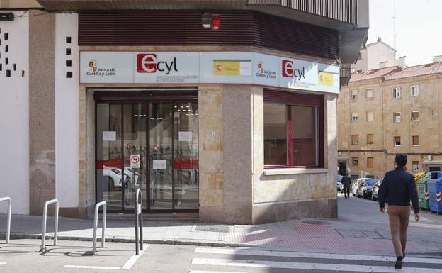 El paro cae en 7.400 personas en el tercer trimestre en Castilla y León y cierra en 127.000 la cifra de desempleados
