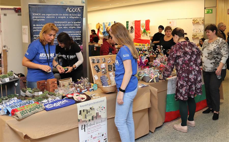 El Festival intercultural celebra su cuarta edición rompiendo prejuicios y abriendo fronteras.