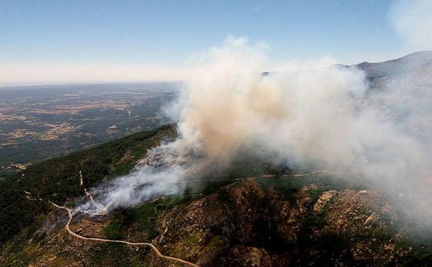 Incendio forestal en Casavieja, Ávila, en julio de 2019. 