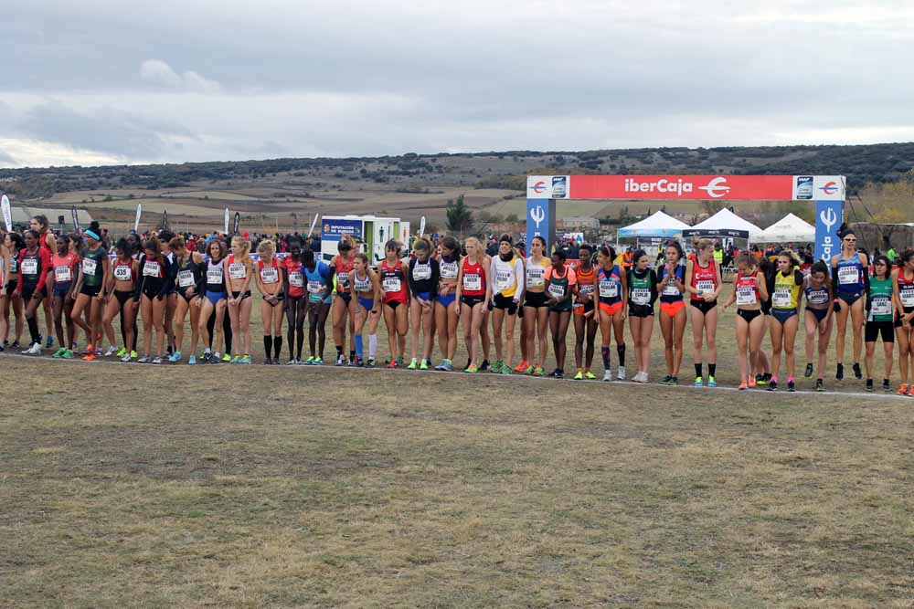 Fotos: Los mejores momentos de la carrera absoluta femenina